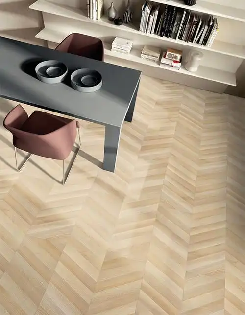 强化复合地板 鱼骨纹浅色强化复合木地板家用北欧风人字拼橡木色服装