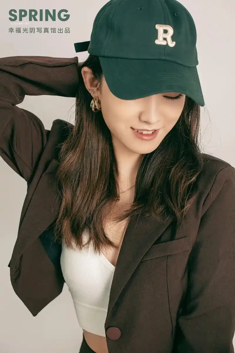 休闲时尚风个人写真 #大连写真 #个人写真 #写真风格 - 抖音