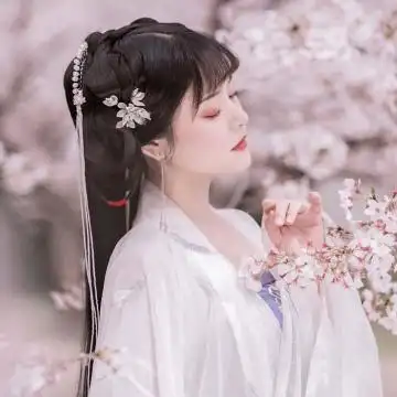 充满仙气的唯美古风女生头像