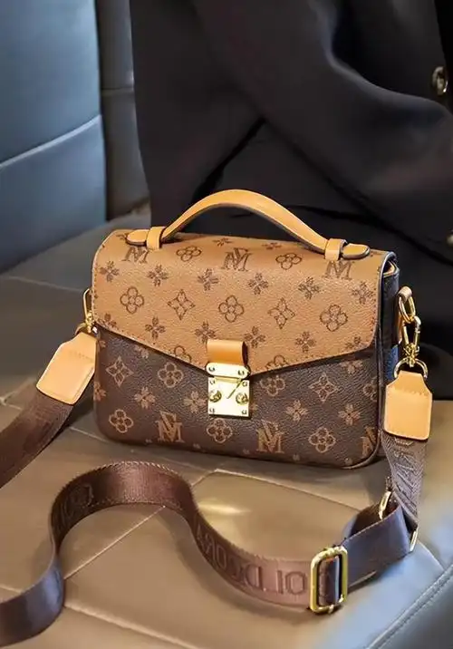 奢侈品鉴定丨lv邮差包真假鉴定细节分享