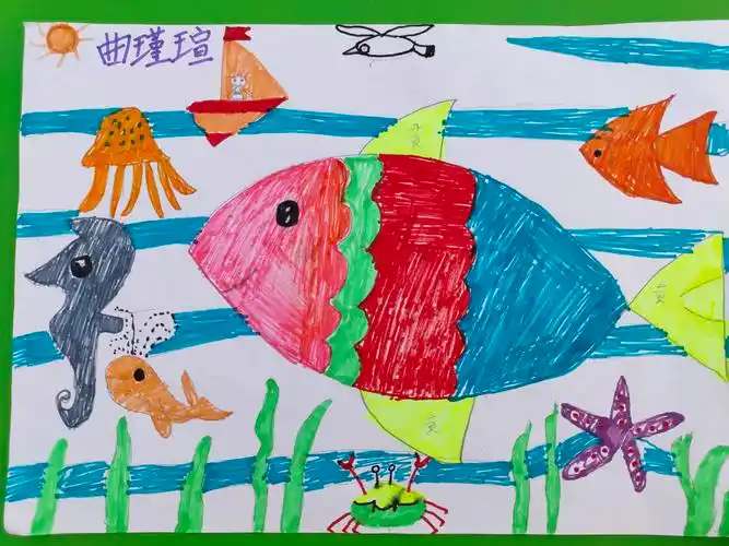 龙塘中心幼儿园海洋主题绘画手工作品展