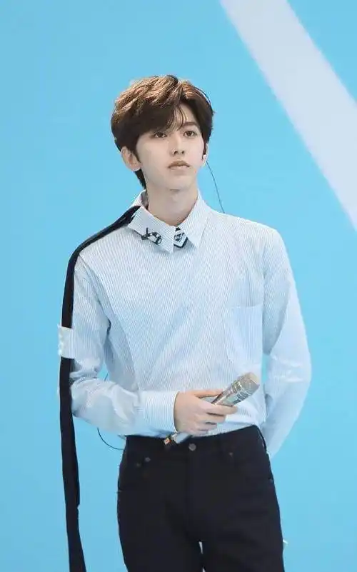 这是我们认识的蔡徐坤?