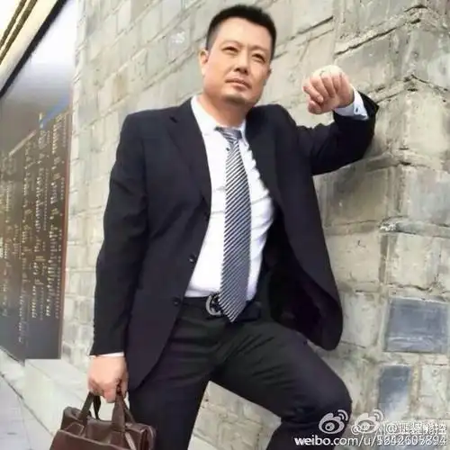 正装熊控的照片 - 微相册