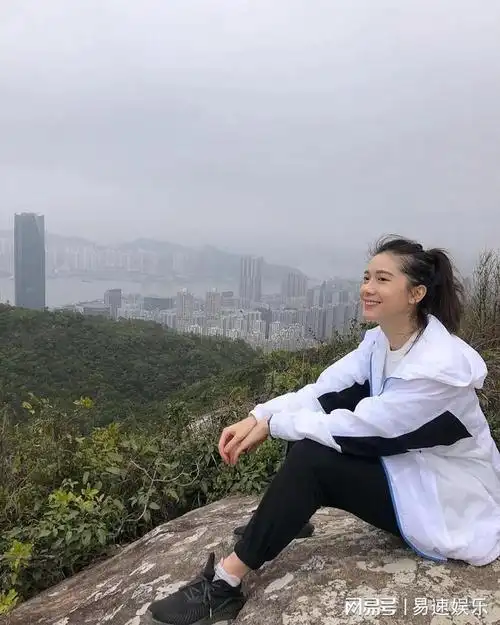 马来西亚全民女神林宣妤写真异国美女风情万种