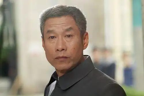 老戏骨(小编推荐)中国十大老戏骨男演员排名!