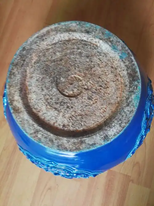 有年代磨损的痕迹,胎土麻仓土是元代的特征