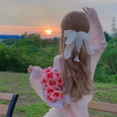 手捧花仙女头像_女生头像_我要个性网