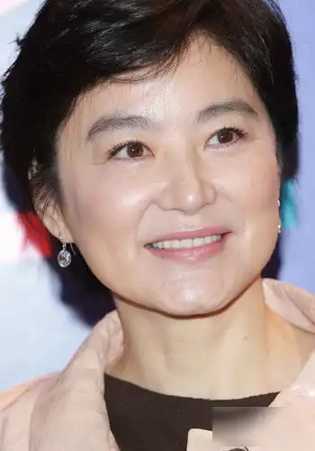 林青霞张曼玉 女神加龄纹路缠颈