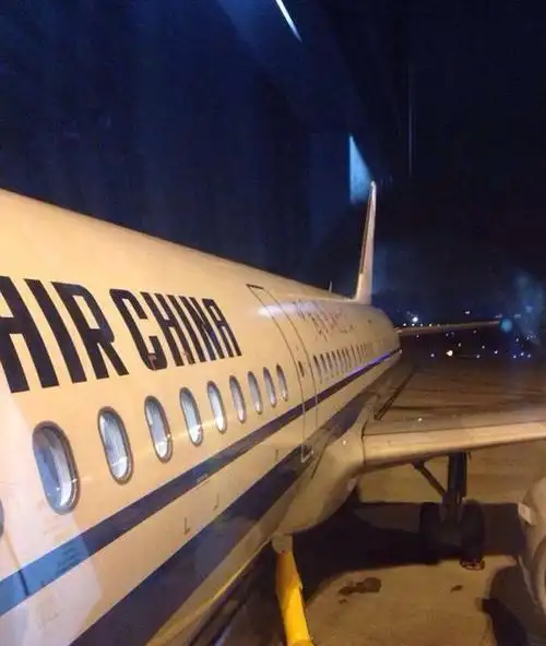 飞机后半夜为何不能起飞了?事实果真如此吗