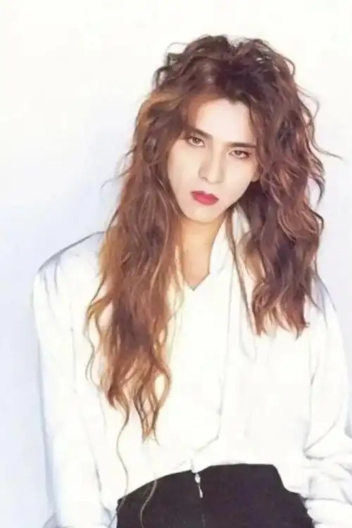 林佳树:前女友嫁给了木村拓哉,他58岁未婚,笑起来依旧羞涩