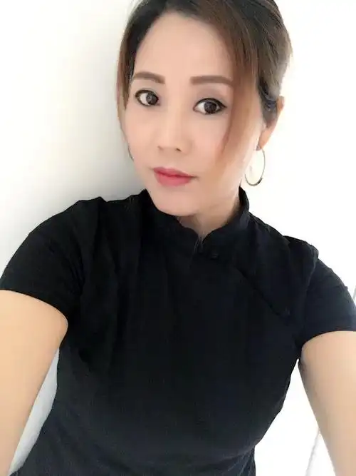 47岁离异女征婚照片(id:95837879)_江苏镇江征婚交友_珍爱网