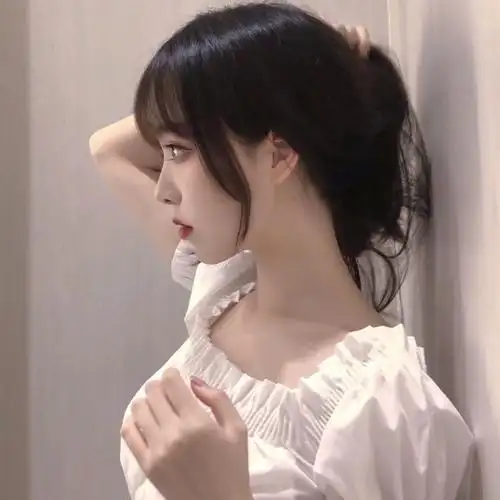 2020最火微信精致好看女生头像