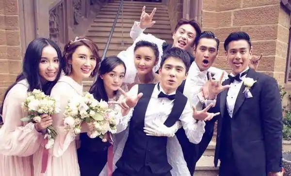 佟丽娅的伴娘团曾被嘲讽不够排场,如今个个大红大紫,打脸众网友