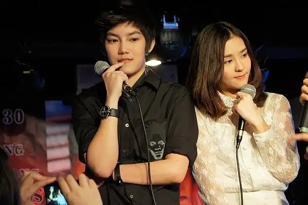 晖桑的相册-tina & aom fans meet