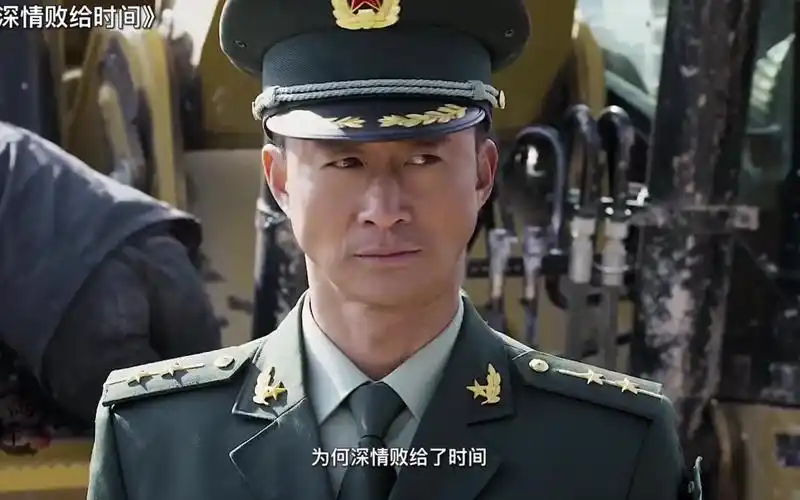 敢欺负我战友的家人就算知道军装不保也绝不饶你吴京