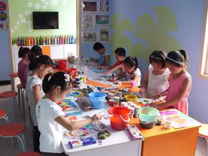 新乡新中原少儿美术培训学校