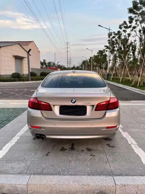 徐州抵押车16年宝马5系出售