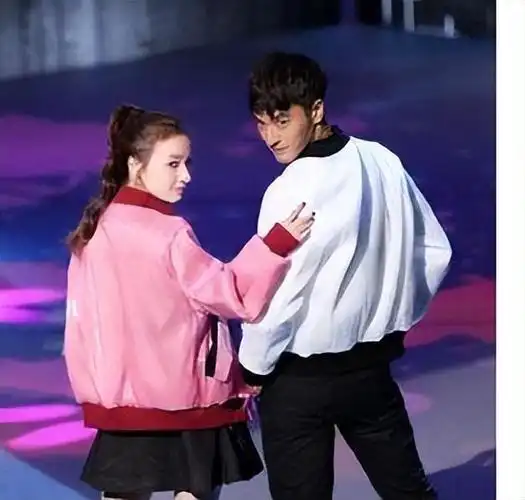 郑凯吴昕地下恋被曝光?双方沉默,至今仍是个迷!