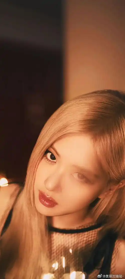 blackpink##rosé##朴彩英