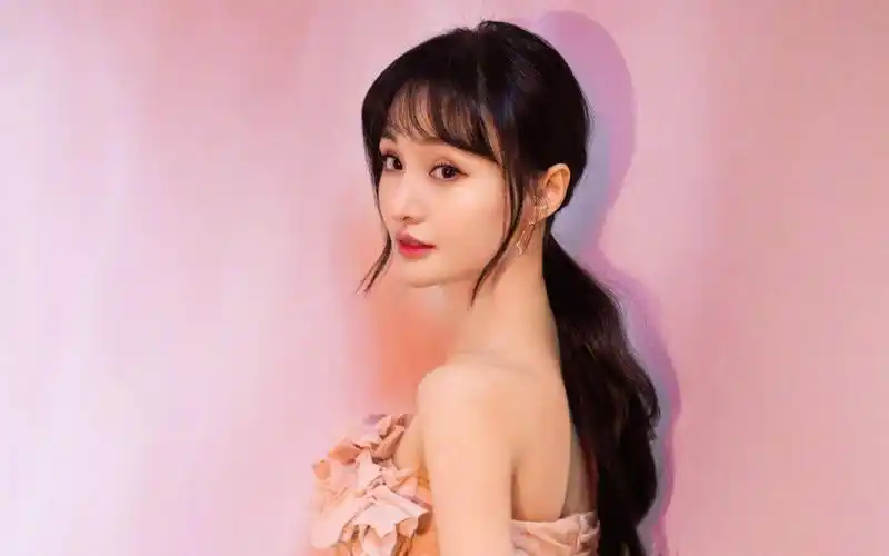 郑爽甜美清新写真桌面壁纸高清大图预览1920x1200_大陆明星下载_美桌