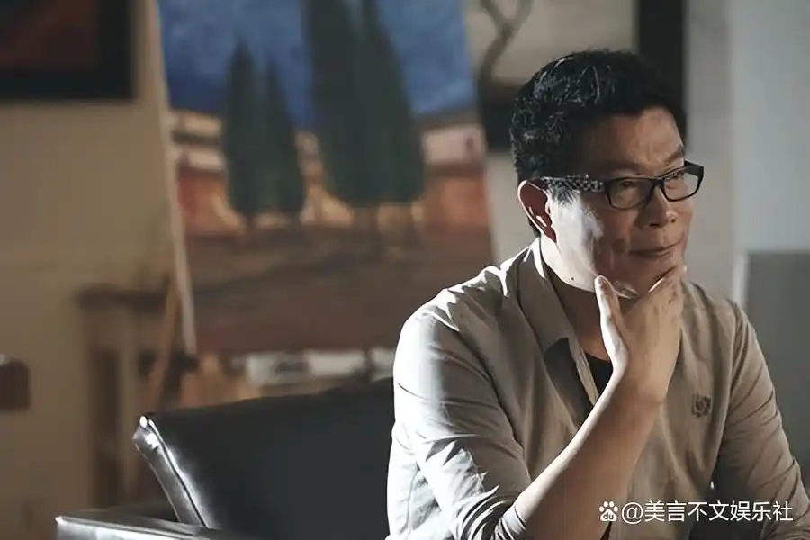 大瓜!华谊老总疑似出轨,幽会神秘女子被拍,20万的奢侈品太抢眼