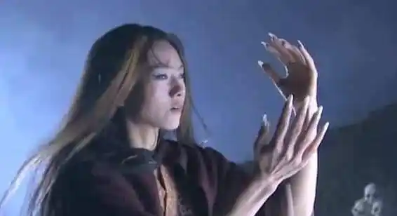 原创20年前杨丽萍因缺钱接演射雕英雄传没想到成最美梅超风