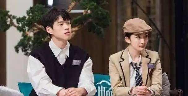 杨幂和魏大勋的恋情一年都没有官宣,也没有回应过网友,知情人揭露真相