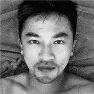 男生沧桑胡子大叔头像 气质沧桑大叔忧郁胡子头像_微信头像图片大全