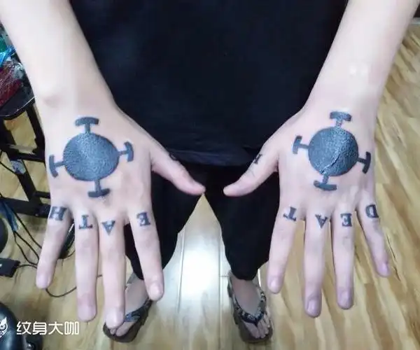 一位动漫 海贼王迷 _纹身图案手稿图片_王帅帅的纹身作品集