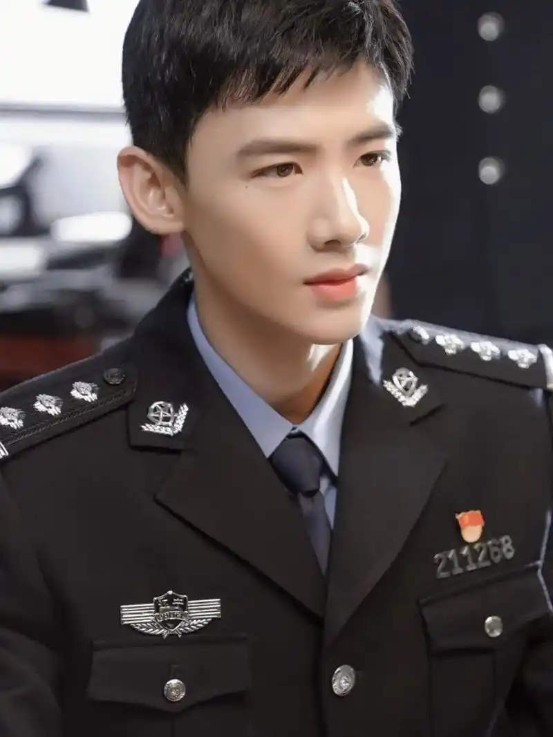 白敬亭神仙照片3