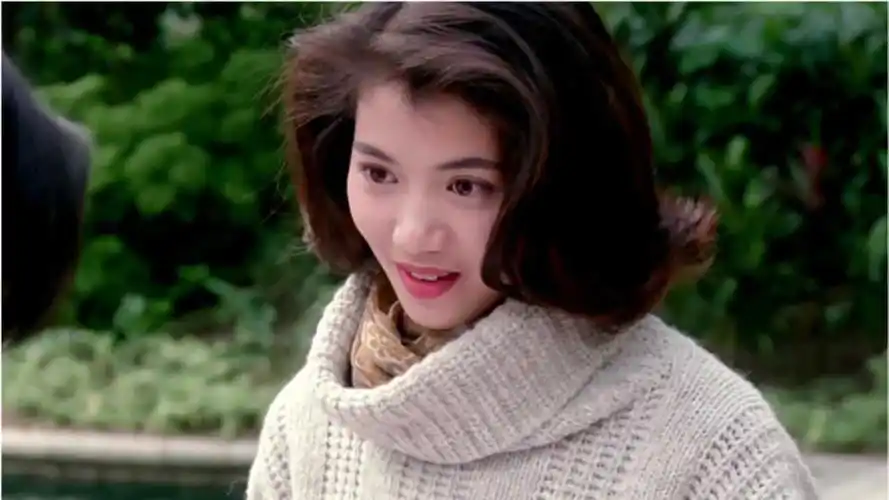 袁咏仪:曾经的港姐冠军,这颜值看完你心动了吗