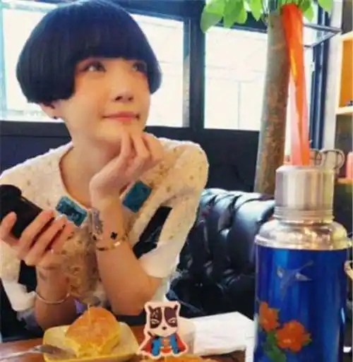 原创徐粲金初中辍学去北京闯荡17岁嫁给高晓松离婚后身家上亿