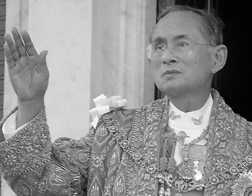 泰国已故国王普密蓬葬礼将于10月举行历时5天