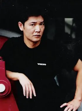 演员冯国强简介