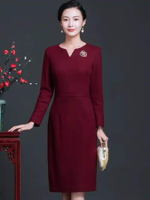 婚礼妈妈装高档礼服参加儿女婚宴妈妈秋冬装羊毛呢连衣裙洋气喜婆婆