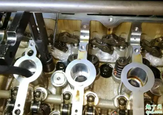 更换气门油封多少钱?气门油封老化原因_搜狐汽车_搜狐网