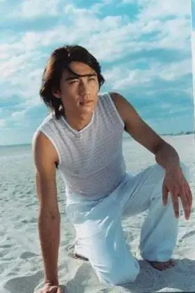 有人说,高以翔的颜值,外表和内在,碾压所有男星,不敢苟同