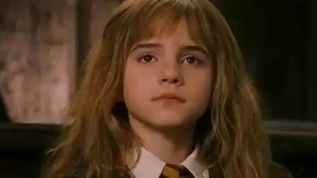 赫敏个性混剪,这个小女孩笑起来真好看!