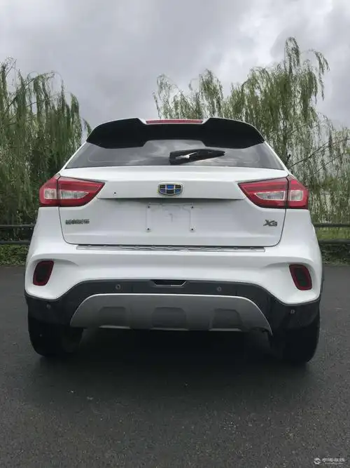 宁海现车,18年吉利小越野,仅售4.x,看车热线13516888910