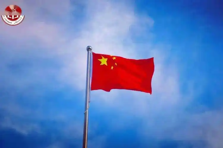 总感觉热泪盈眶目光所及皆为华夏,五星闪耀皆为信仰我们生在红旗下,长