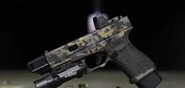 高颜值近战武器这是全球六大最强手枪最后一个威力很大