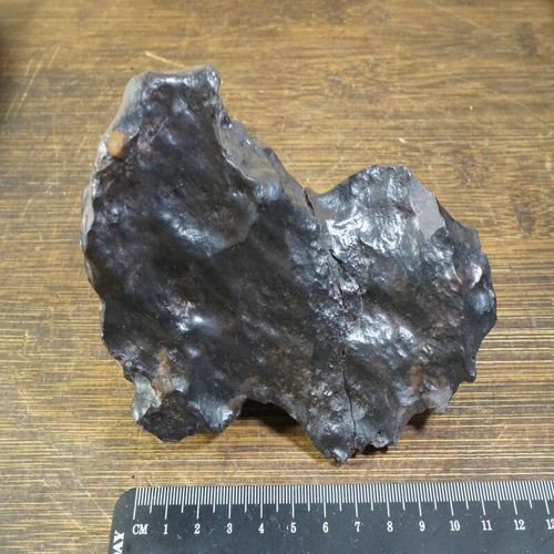 包邮931号 新疆哈密地表铁矿石 磁铁矿 陨石 有弱磁性