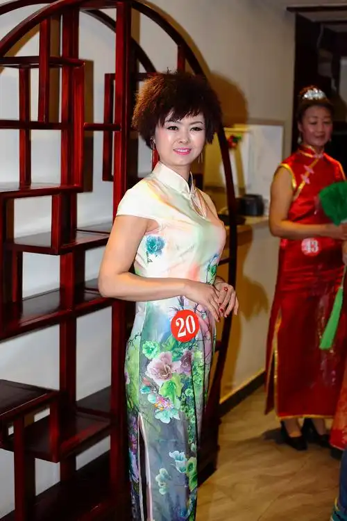 宝鸡中老年旗袍秀