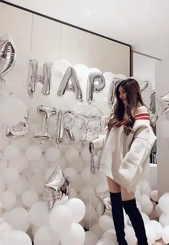 yy女神华炬主播晓夏个人生活照性感福利写真