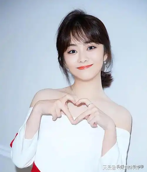 善恶到头终有报33岁无人敢娶的谭松韵已经活成了笑话