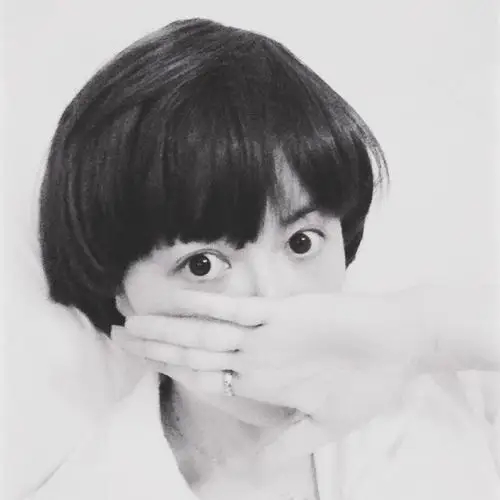 < 颜佳欣的主页 颜佳欣的作品