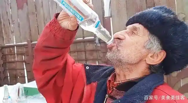 俄罗斯满大街的老酒鬼,您觉得他们是怎么看待中国白酒的?