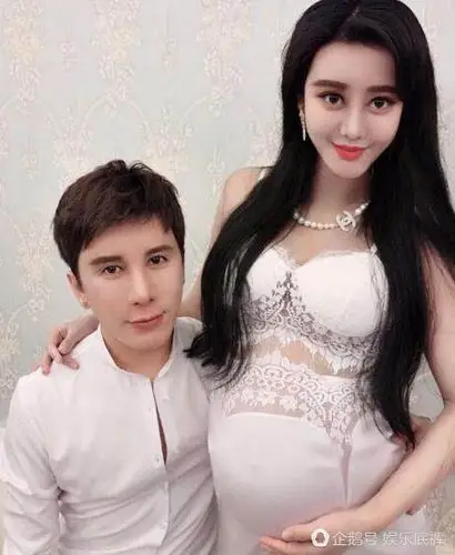 她忍痛数百刀整成范冰冰老公是主刀娃娃长这样