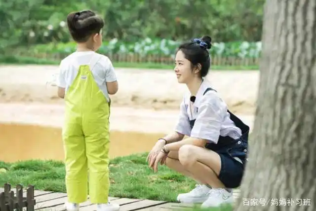 郑爽带娃陷入绝望,极度崩溃痛哭,直言:我不想录了