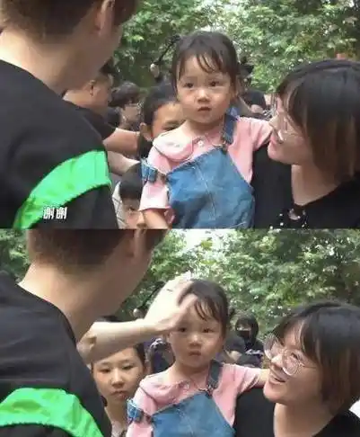 鹿晗好温柔,礼貌答应每位路人签字要求,对小孩子格外宠溺